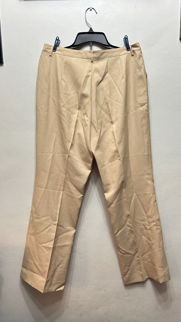 Womens AP-598 Khaki Slacks Trouser (Category: Other Bottoms) located in Pasay City. Submitted by mgagamitnichrish (Listing ID 1322331046, Image 3). Description: Size: Best fit XL-2XL Condition: Pre-loved but still in great condition Length: 102cm Waist: 42in Hips: 59in.