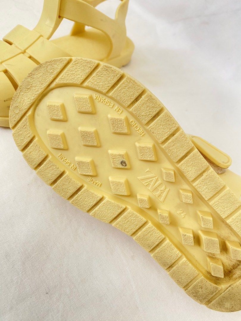 Zara jelly shoes discount