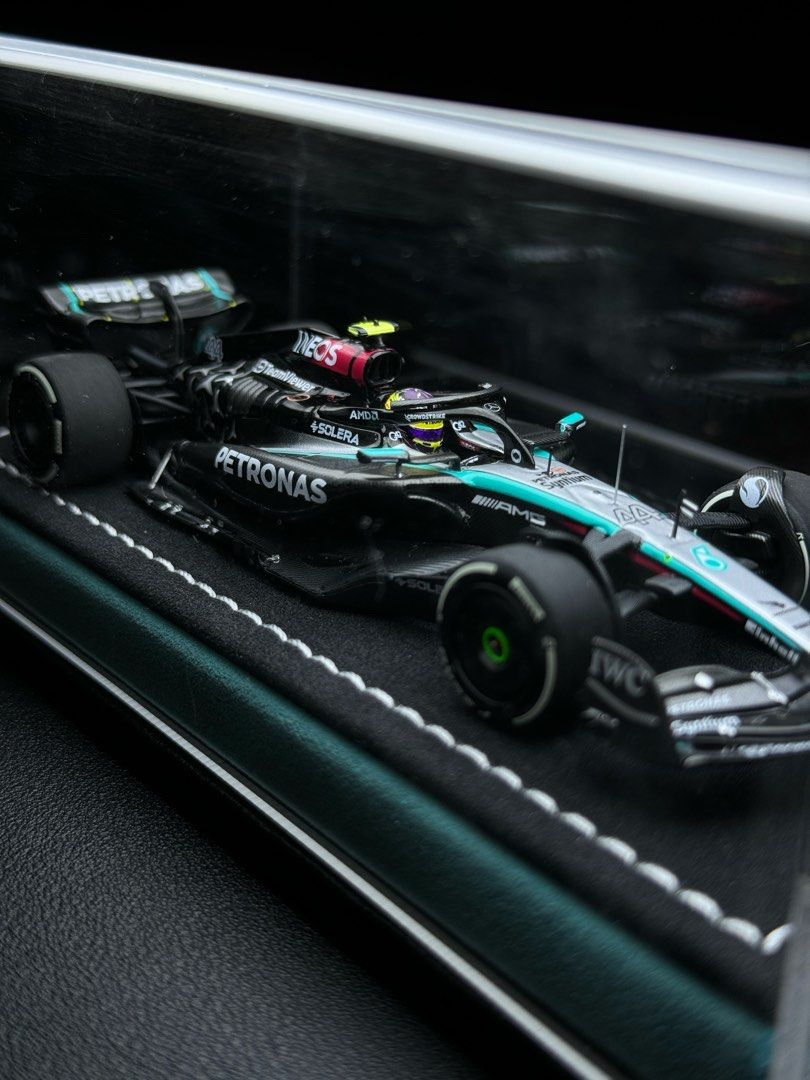 スパーク 1/43 W15E 2024 Singapore GP ラッセル F1 model Spark 1/43 Mercedes AMG Petronas W15 George Russell #63