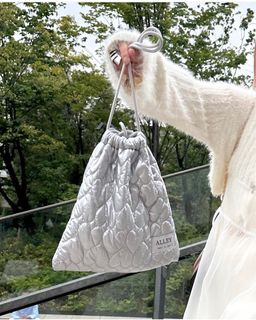 （分類：）位於 。 由 mimimi_mt 提交（商品編號 1322521123，圖片 1）。簡介： 。