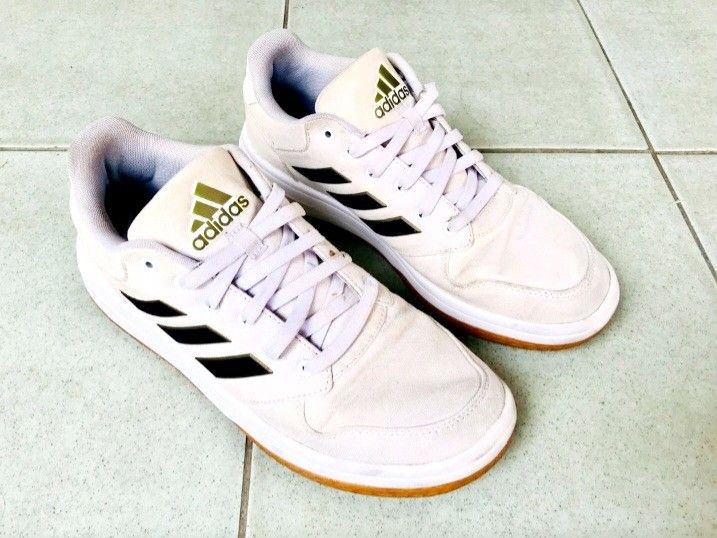 ADIDAS GAMETALKER, Fesyen Pria, Sepatu Sneakers di Carousell