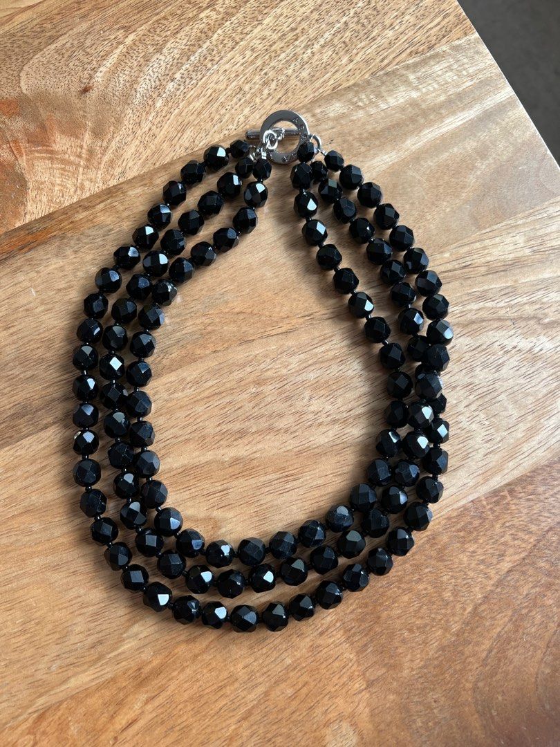 AGATHA Necklace and Bracelet Set (Category: Necklaces) located in Makati City. Submitted by hereasysupply (Listing ID 1322410505, Image 2). Description: Brand: AGATHA Purchased in Japan, unused.