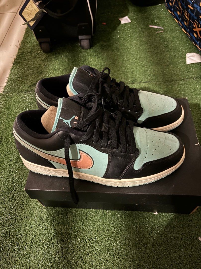 Aj1 tiffany green top