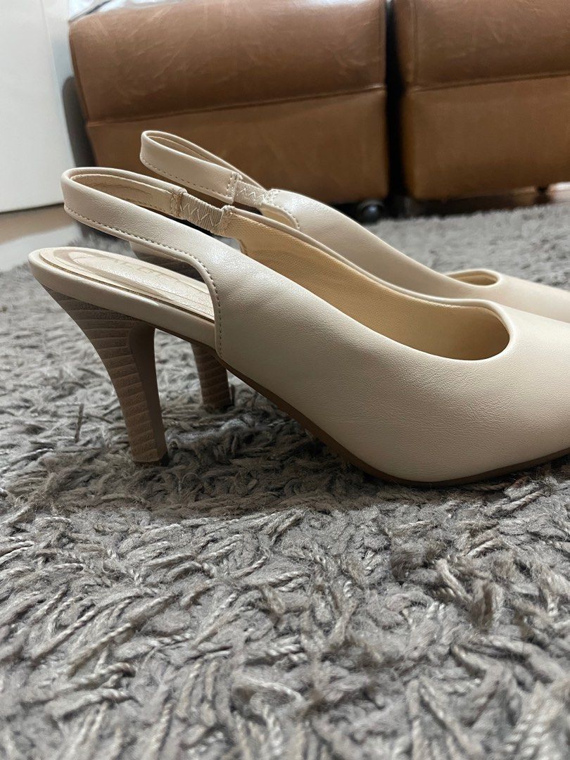 ALBERTO Womens Slingback High heels Size 6 (Category: Heels) located in Manila. Submitted by chesses (Listing ID 1322543343, Image 3). Description: ALBERTO Womens Slingback High heels Size 6 Used but looks new pa. Worn once. SF c/o buyer.