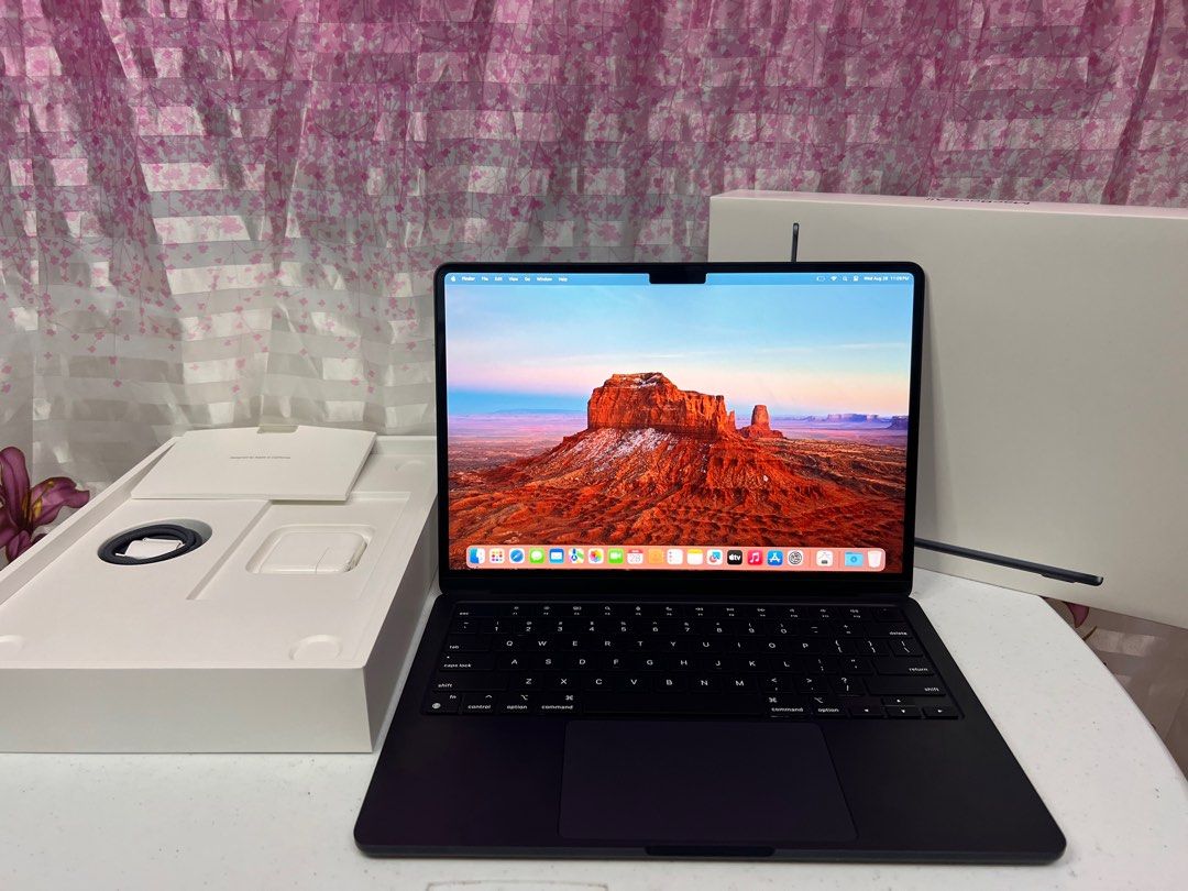 MacBook m2 8gb ミッドナイト MacBook Air 13 M2 SSD256GB メモリ8GB