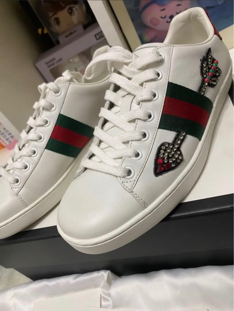 Gucci arrow trainers online