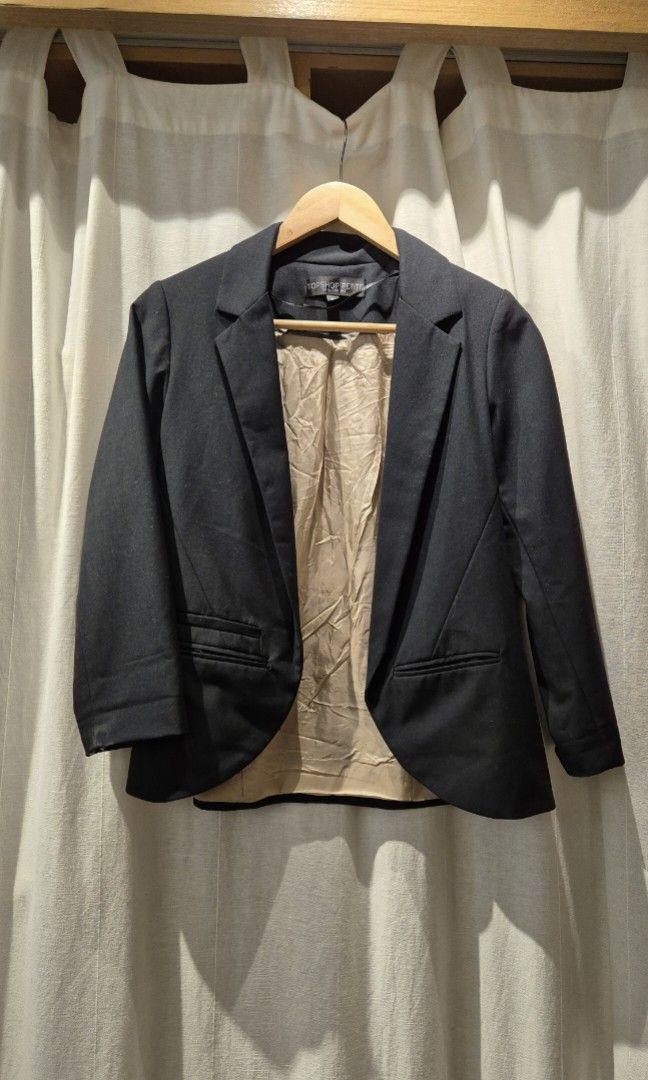 TOPSHOP Black Petite Blazer Women s Fashion Coats Jackets and Outerwear on Carousell