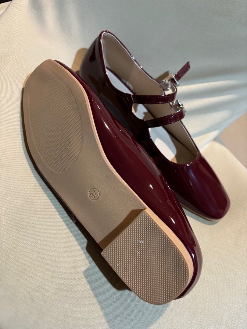 Burgundy square toe flats (Category: Flats & Sandals) located in Taguig. Submitted by plmae (Listing ID 1322531114, Image 3). Description: .
