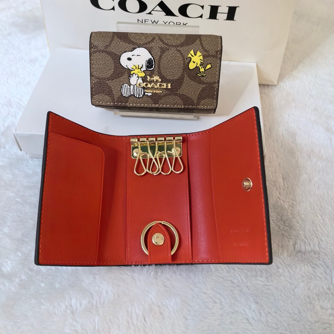 Coach 6 key holder sales