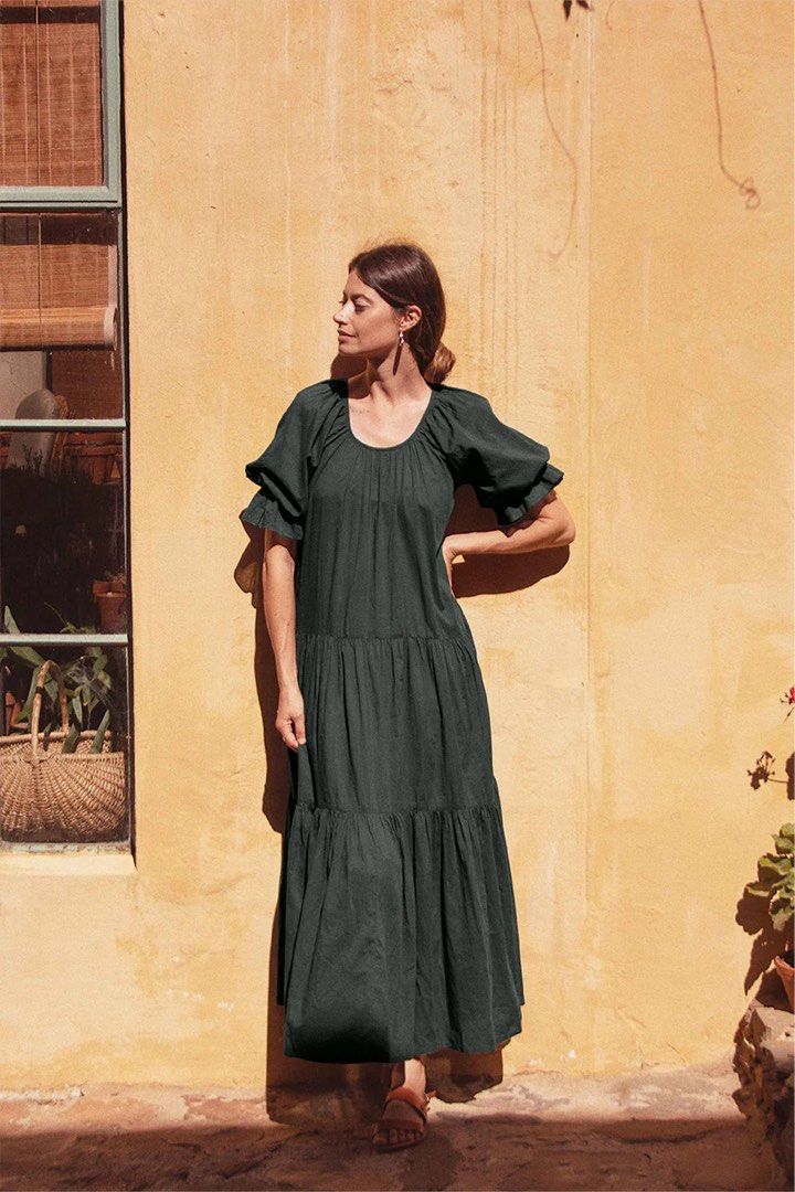 daughters of india green dress Sahana Gown Maxi Emerald Green, Women's Fashion, Dresses & Sets, Dresses on Carousell feature_A-Line/Princess