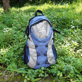 (Kategori: ) berada di . Dikirim oleh iik_Outdoor (ID iklan 1322522406, Gambar 1). Deskripsi: .