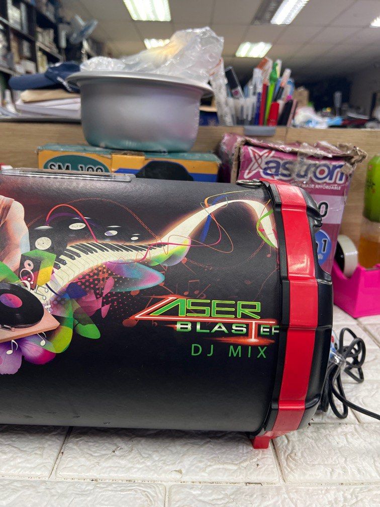 dbAudio Laser Blaster DJ Mix 300W Power Output (Category: Soundbars, Speakers & Amplifiers) located in Pasay City. Submitted by meostore (Listing ID 1322413110, Image 2). Description: .