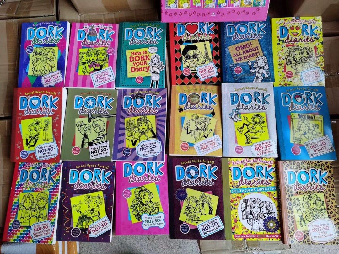 Dork Diaries 18 books box set, Hobbies & Toys, Books & Magazines