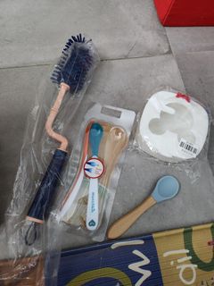 (Category: ) located in . Submitted by wq12345 (Listing ID 1322540395, Image 1). Description: .