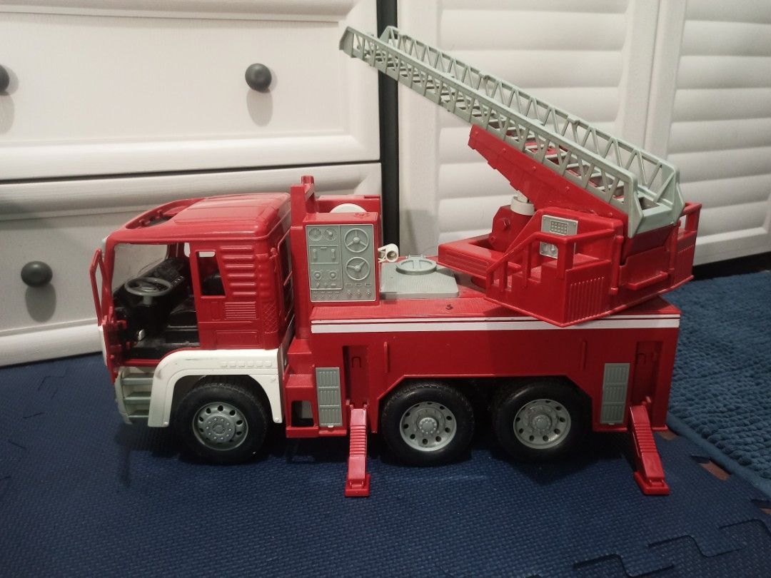 Fire Truck BIG TOY - Driven by Battat (Category: Kids Toys) located in Quezon City. Submitted by jemo123 (Listing ID 1322434873, Image 3). Description: Good Condition Check photos for minor flaws Bought this for 4k.