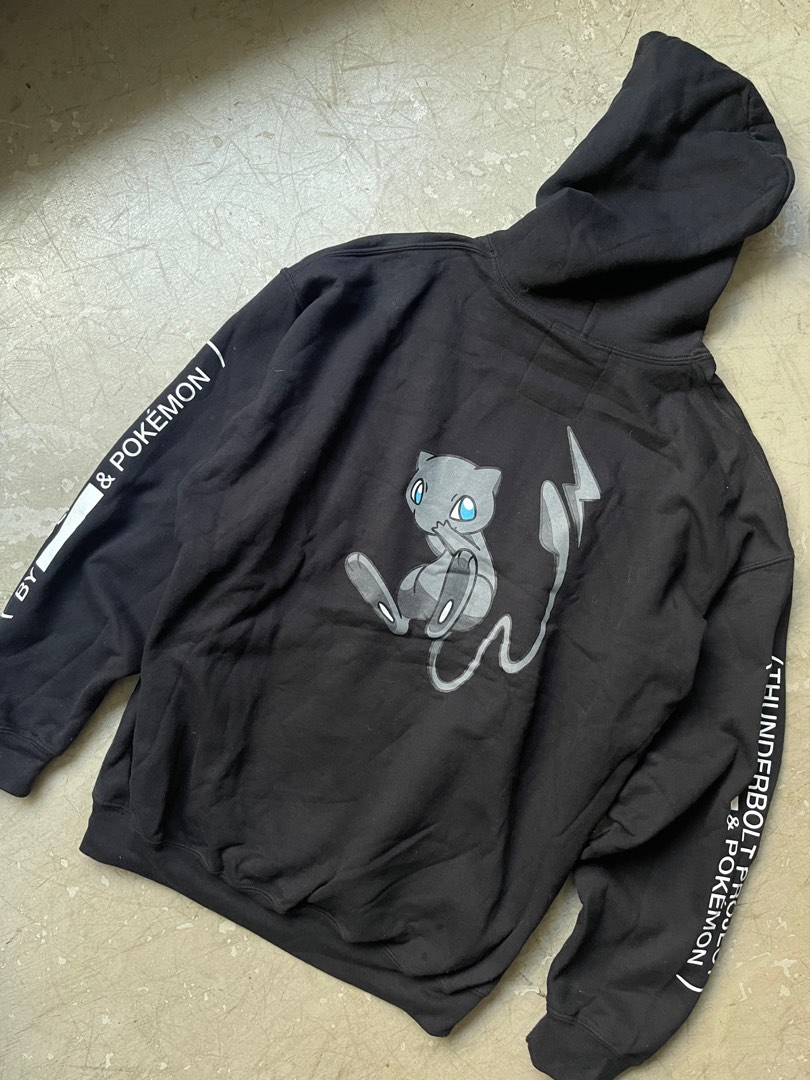 Fragment x Pokemon mew hoodie 04, 男裝, 上身及套裝, 衛衣