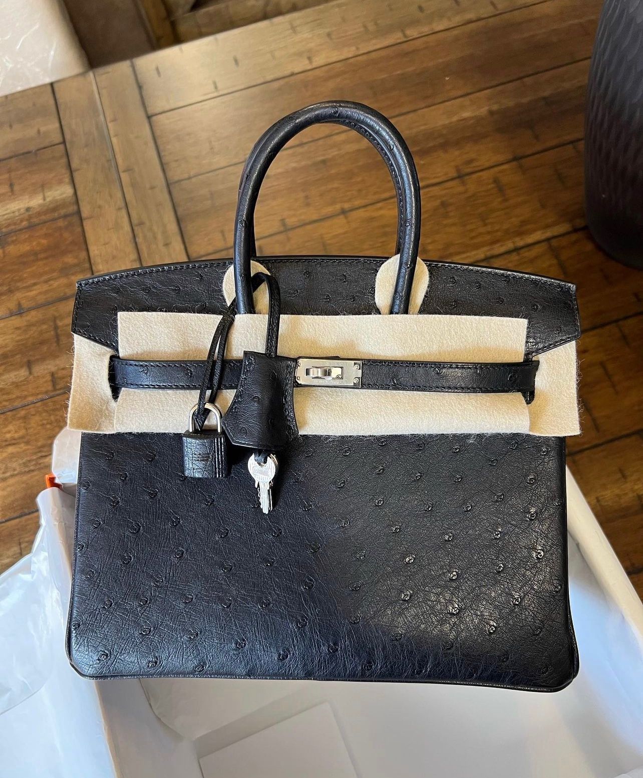 Hermes black ostrich birkin bag clearance