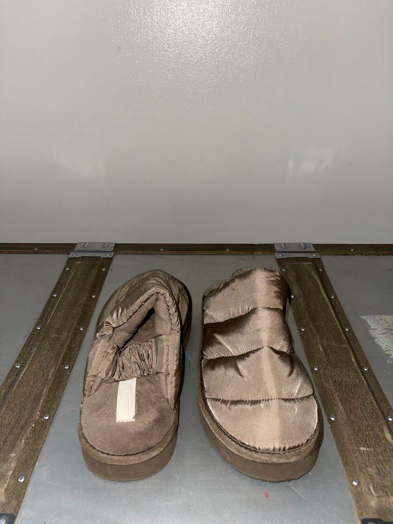 H&m slippers discount