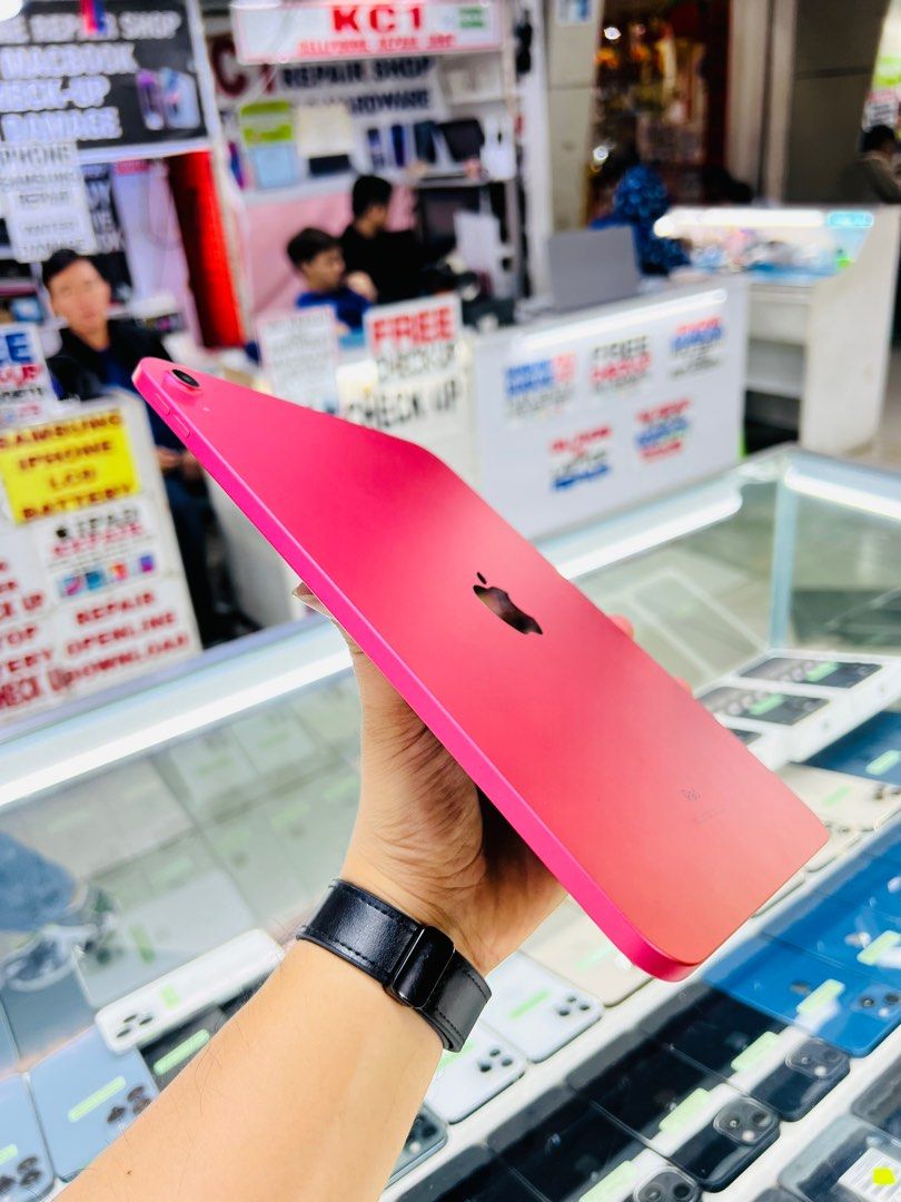 iPad 10th Gen 64GB Wifi Only 99%smooth No issues (Category: iPad) located in San Juan City. Submitted by saabangadgetshop (Listing ID 1322542846, Image 3). Description: Onhand | Pre-owned iPad 10th Generation 64GB Wifi Only NTC APPROVED Battery Health 95% NO HIDDEN ISSUES NO HISTORY OF REPAIR 99%Smooth TEST TO SAWA RESET ALL YOU WANT NOT REFURBISHED AUTHENTIC PHONE ALL WORKING FREE 3uTools 🖥️ 🆓Freebies ✅Adaptor w/cable ✅Case ✅Tempered Mode of P