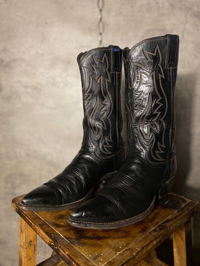 Justin armadillo boots store
