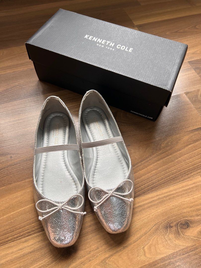 Kenneth Cole ballet flats (Category: Flats & Sandals) located in Naga. Submitted by emteedee (Listing ID 1322421781, Image 1). Description: Kenneth Cole Ballet Flats Color: silver metallic Size: US8.5 Used once then kept; with box RFS: got the wrong size.
