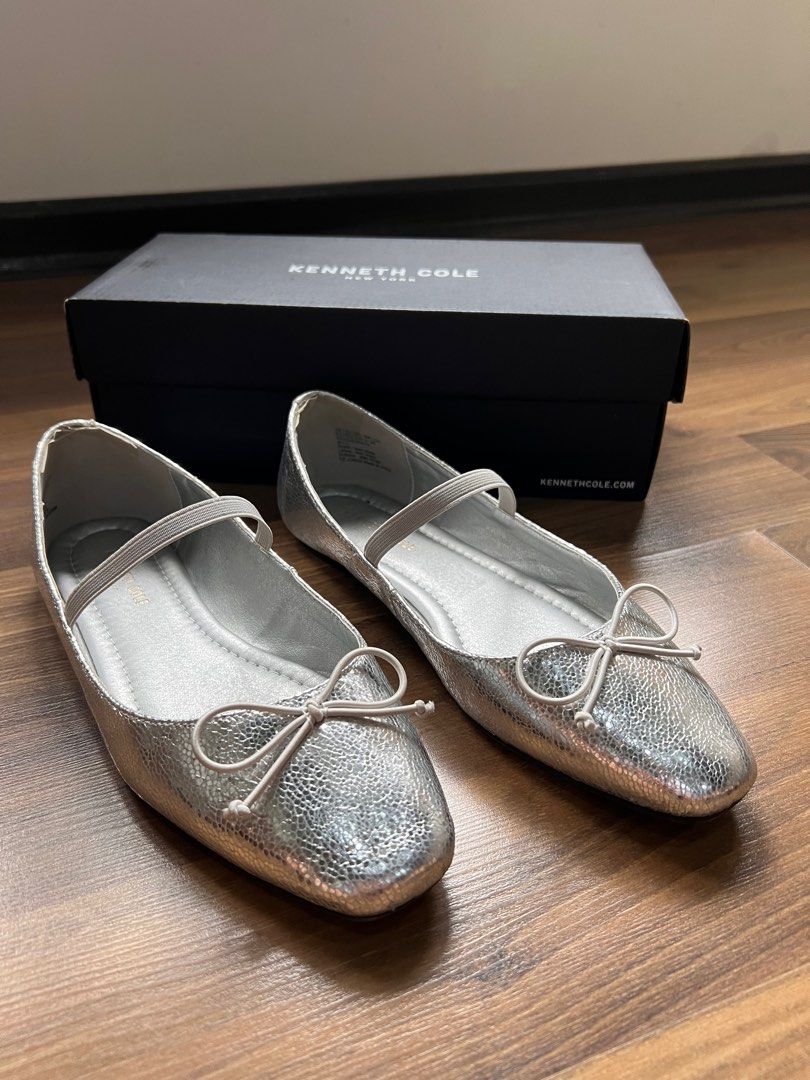 Kenneth Cole ballet flats (Category: Flats & Sandals) located in Naga. Submitted by emteedee (Listing ID 1322421781, Image 2). Description: Kenneth Cole Ballet Flats Color: silver metallic Size: US8.5 Used once then kept; with box RFS: got the wrong size.