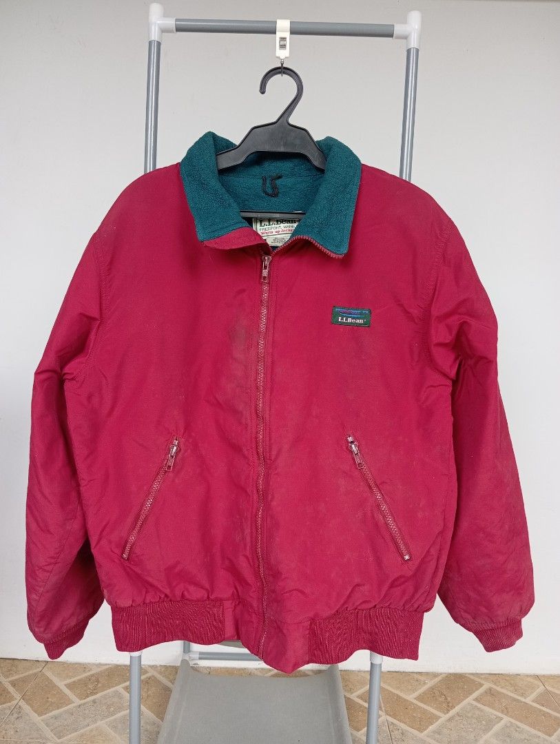 LL Bean fleece-lined windbreaker jackrt (Category: Coats, Jackets and Outerwear) located in Pilar. Submitted by mrklstrcruz (Listing ID 1322479432, Image 1). Description: windbreaker jacket - fleece lining S on tag 23x26 will fit M-L men, L-semiXL women ❗needs wash and paint discolorstion on zipper puller (bakbak lang pintura, hindi kalawang).