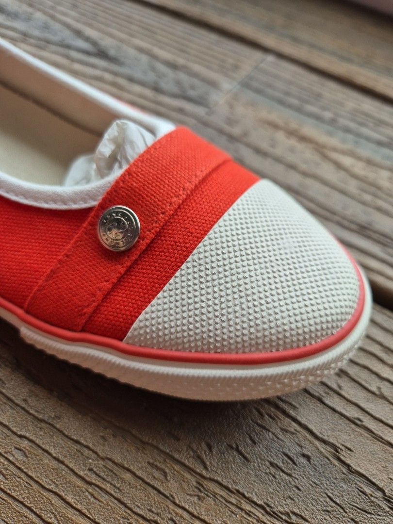 Longchamp le pliage flats Luxury Sneakers Footwear on Carousell