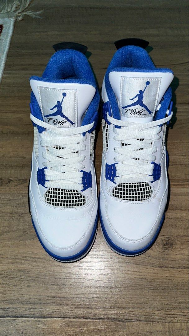 Nike AJ4 Motorsport Blue sole problem