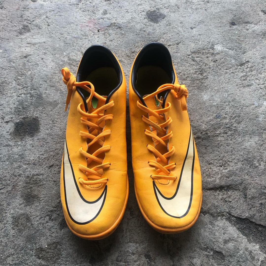 Mercurial victory v turf online