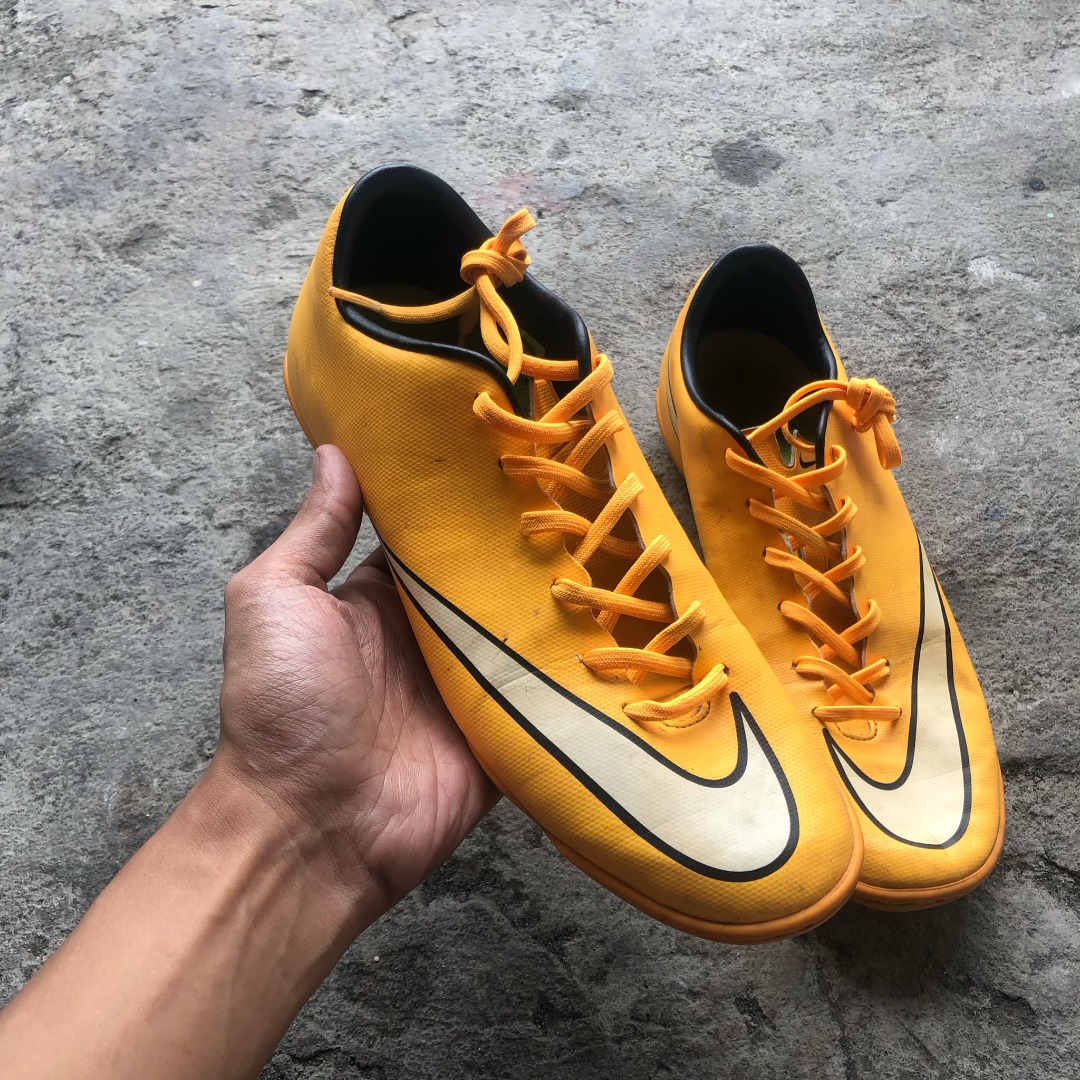 Mercurial victory v fg turf outlet