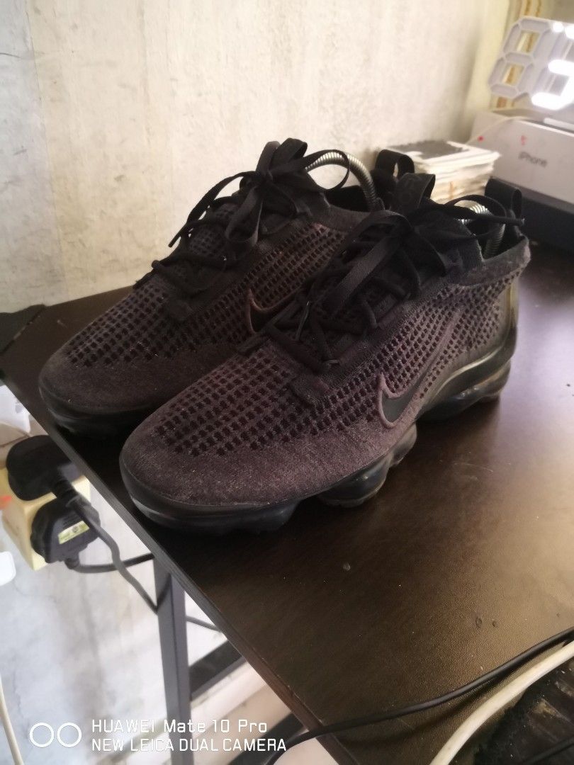 Nike vapormax flyknit 6uk 39eur Women s Fashion Footwear Boots on Carousell