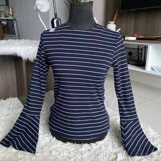 (Category: ) located in . Submitted by riri.store (Listing ID 1322546515, Image 1). Description: .