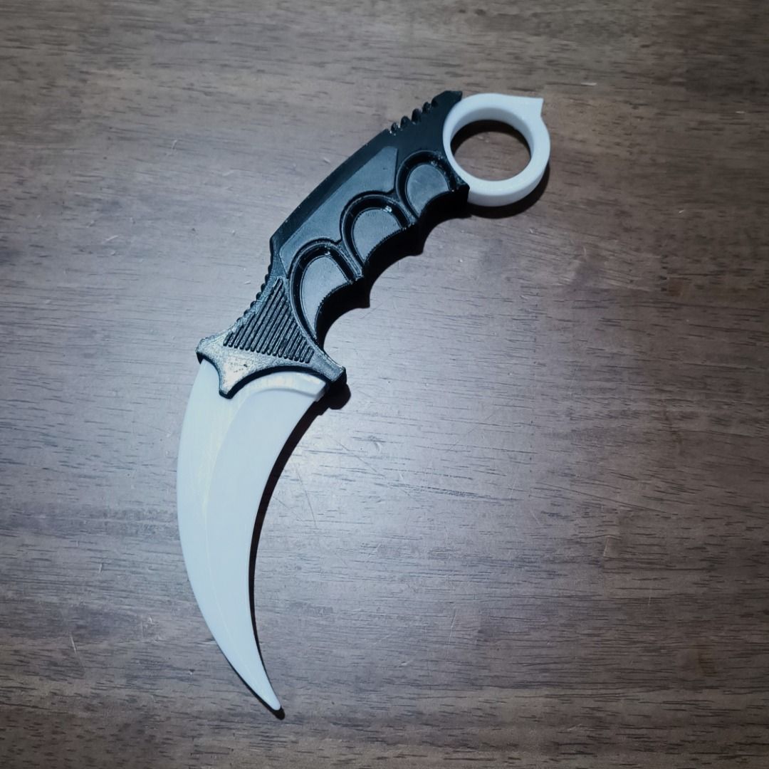 Plastic Karambit training toy cosplay cs go, Hobbies & Toys, Toys ...