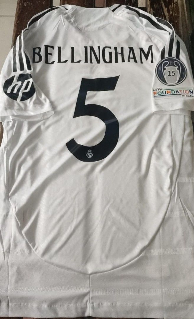 Real Madrid home player version jersey 24/25+ nameset &2 patches (Category: Activewear) located in Singapore. Submitted by sssports (Listing ID 1322542397, Image 1). Description: jersey comes with tagged material:drifit size s m l xl Item send using register mail takes 2-3 working days.