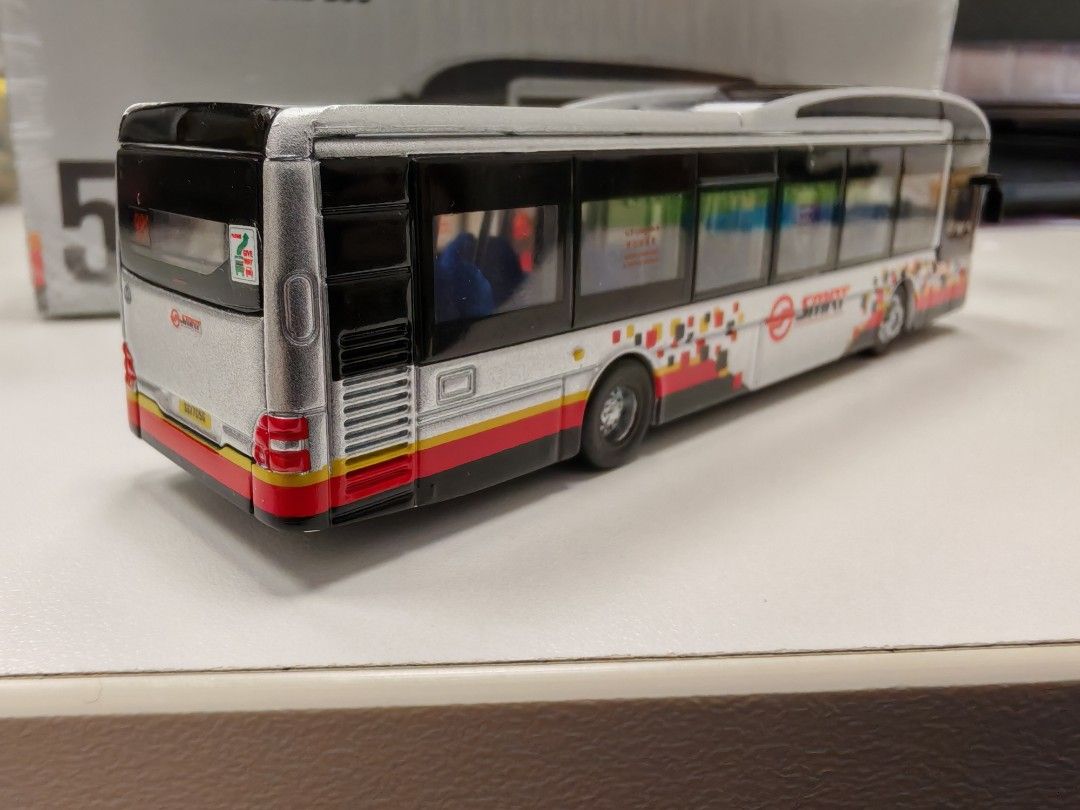 Singapore SMRT A22 Pixel Bus Service No. 980 Scale 1/110, Hobbies ...