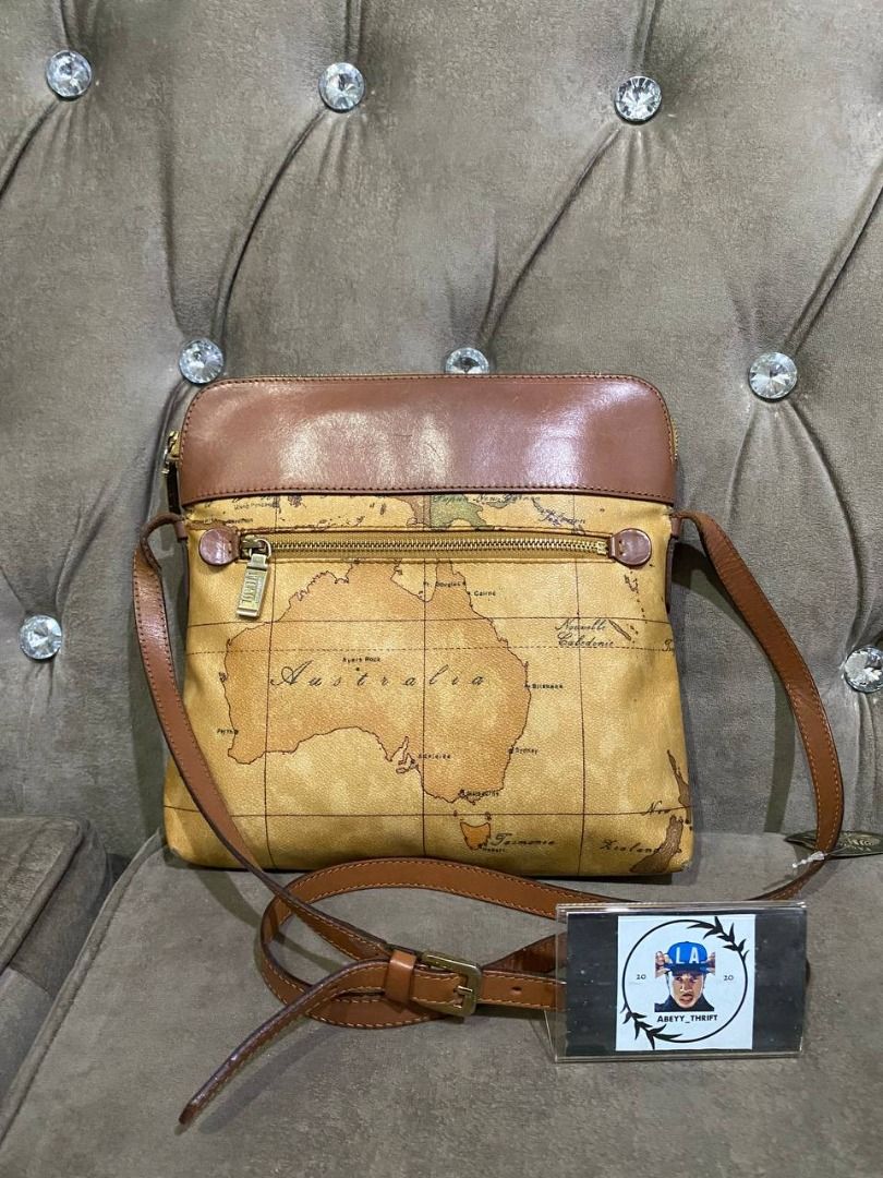 SLING BEG KULIT ALVIERO MARTINI BRANDED BUNDLE Men s Fashion Bags Sling Bags on Carousell