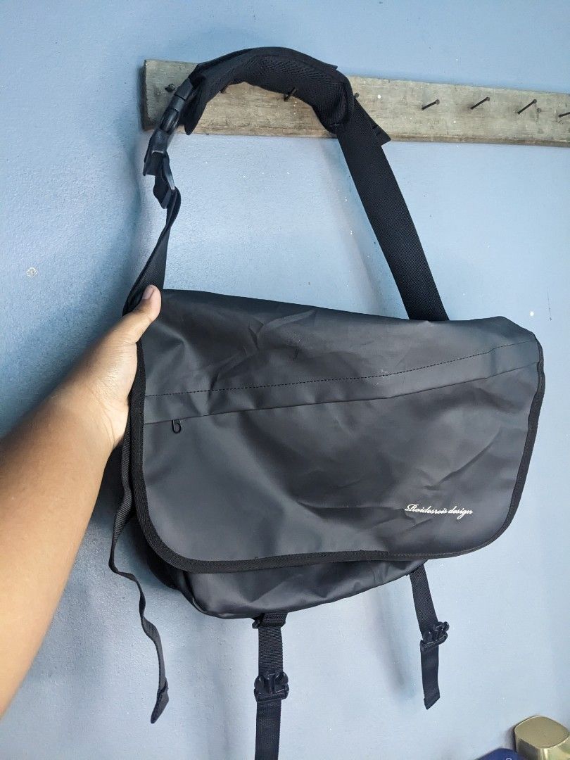 Sling bag besar on sale