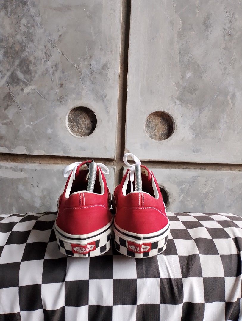 VANS Era Check Tango Red Fesyen Pria Sepatu Sneakers di Carousell
