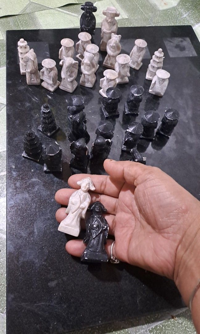 Vintage Chinese marble Chess piece (Category: Board Games & Puzzles) located in Davao. Submitted by bravemoon_556cd5 (Listing ID 1322517941, Image 3). Description: with minimal chip pre owned from USA 🇺🇸 we ship nationwide gcash or bank account payment.