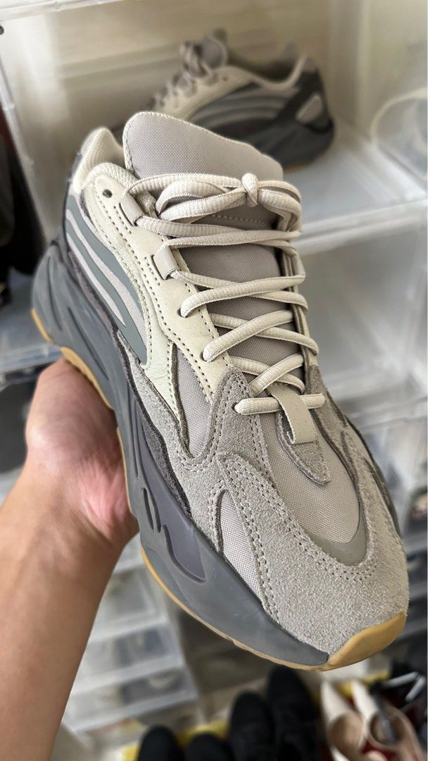 Fake yeezy 700 tephra hotsell