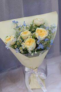 (Category: ) located in . Submitted by flowerist.sg (Listing ID 1322469287, Image 1). Description: .