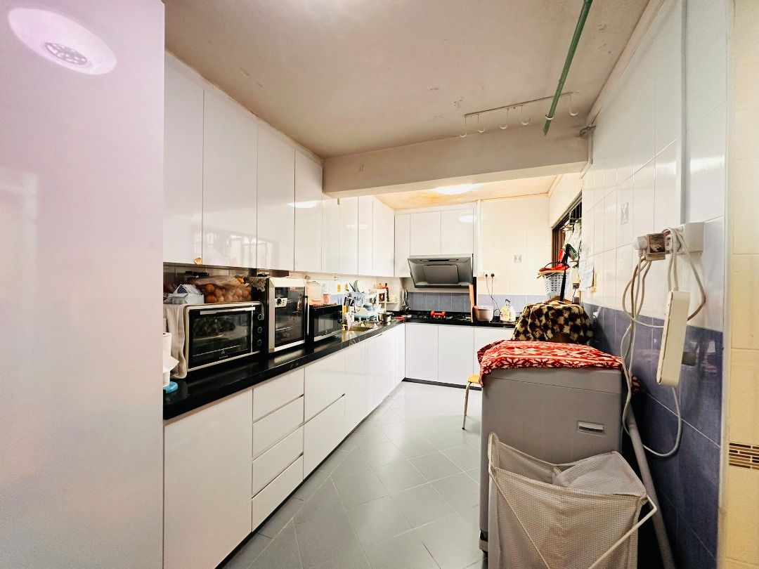 103 Jurong East Street 13 | No Extension! Corner Point Block Unit With  Unblocked Greenery View!, Property, For Sale, HDB on Carousell