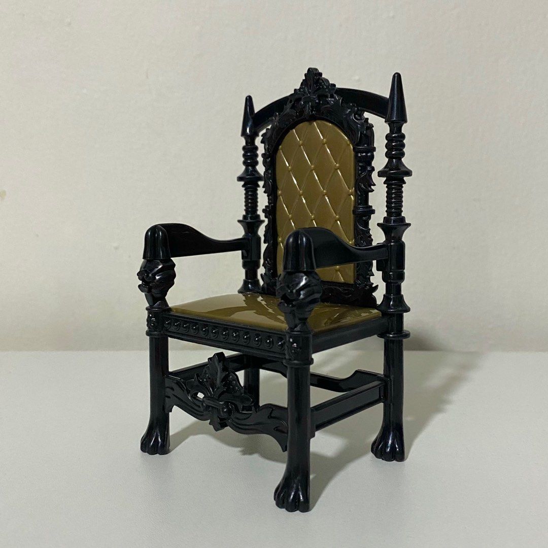 1/12 scale Miniature throne model (Category: Figurines & Statues) located in Bulacan. Submitted by shipupi (Listing ID 1322730028, Image 1). Description: .