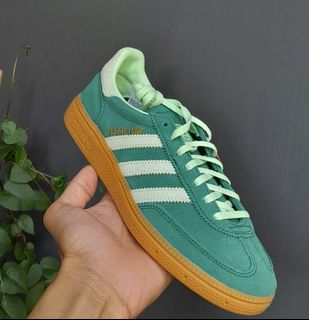 (Kategori: ) berada di . Dikirim oleh adhiraharja (ID iklan 1322727099, Gambar 1). Deskripsi: .