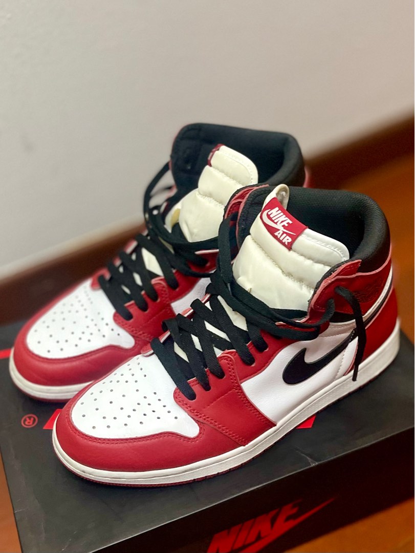 Air Jordan 1 high Chicago Men s Fashion Footwear Sneakers on Carousell