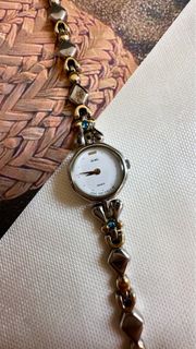 (Kategori: ) berada di . Dikirim oleh watchmelady (ID iklan 1322732983, Gambar 1). Deskripsi: .