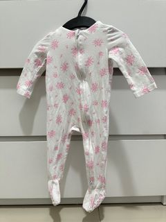 (Category: ) located in . Submitted by thrifthingg (Listing ID 1322666324, Image 1). Description: .