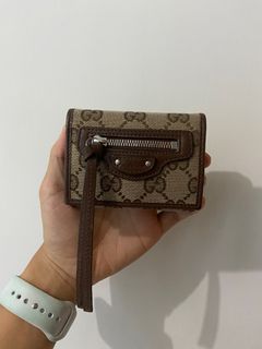 （分類：）位於 。 由 somebdys.bae 提交（商品編號 1322655527，圖片 1）。簡介： 。