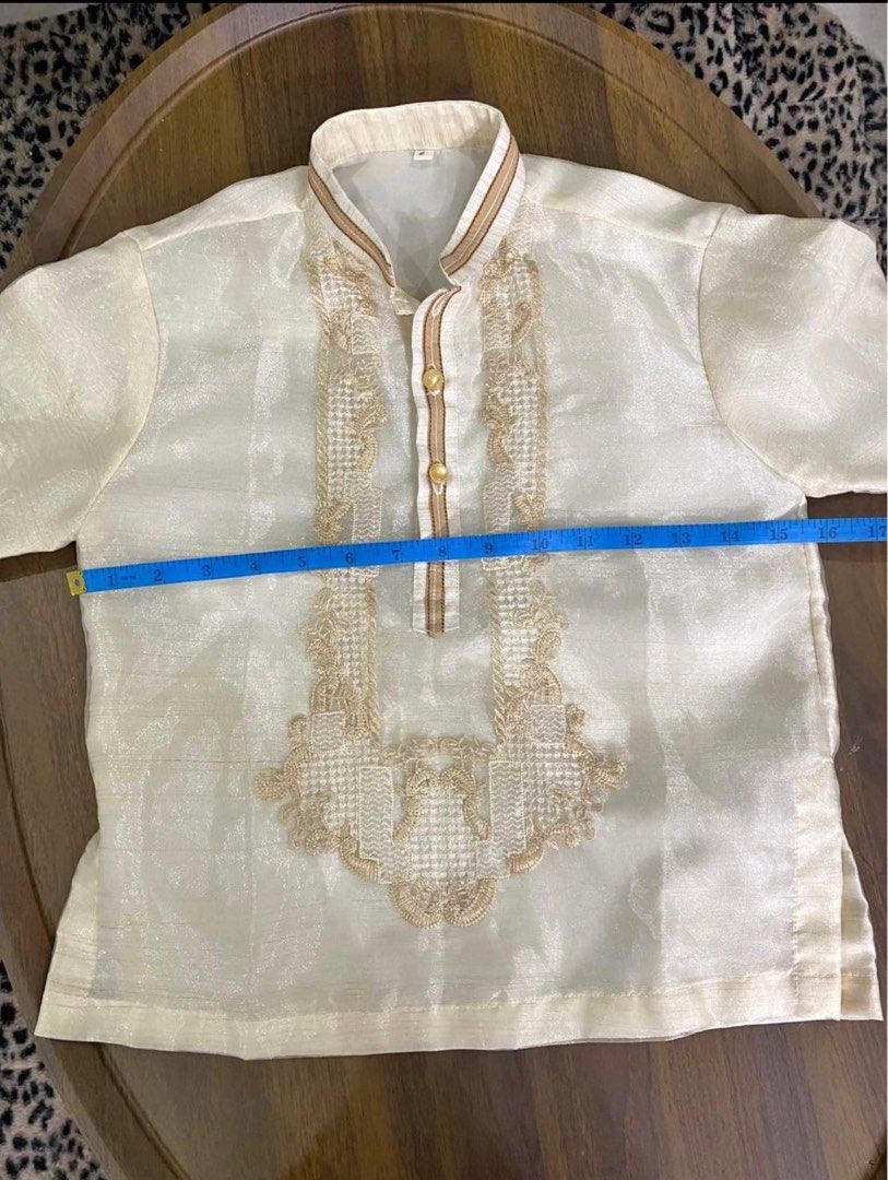 Barong for kids (Category: Babies & Kids Fashion) located in Manila. Submitted by bashabelindaeugenio (Listing ID 1322598133, Image 2). Description: For rent, not for sale. Message me for more details.